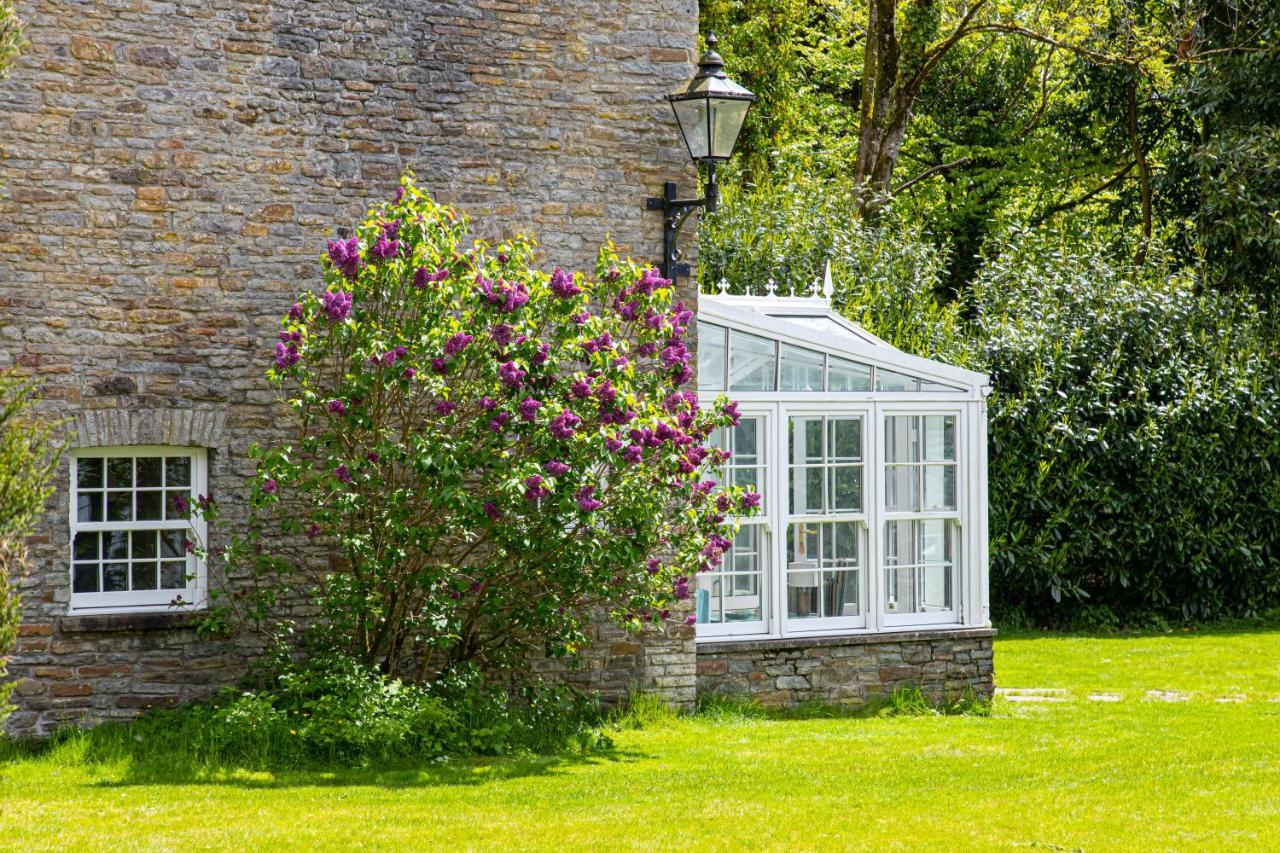 Swansea Valley Holiday Cottages Cilybebyll Экстерьер фото
