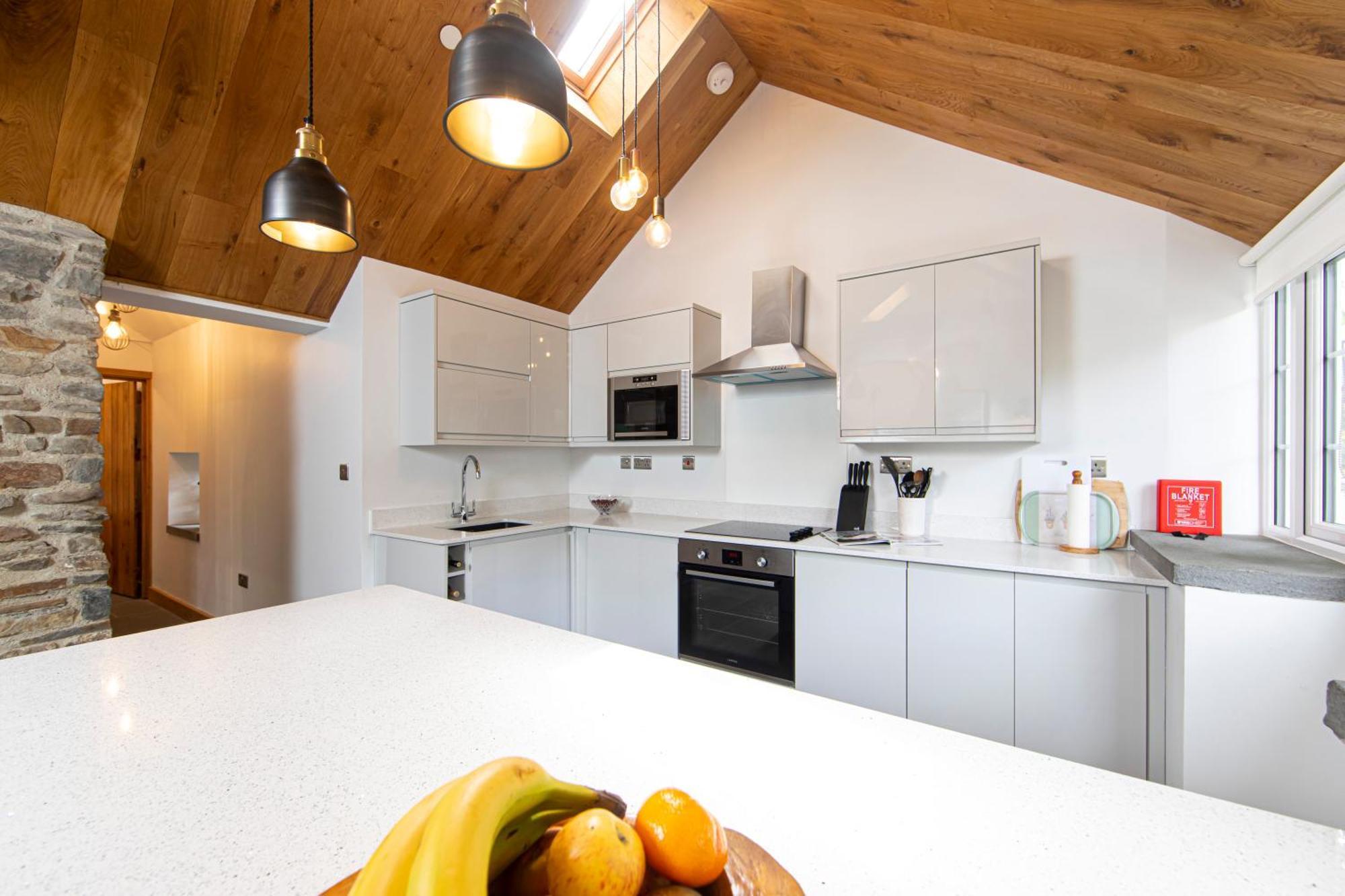 Swansea Valley Holiday Cottages Cilybebyll Экстерьер фото