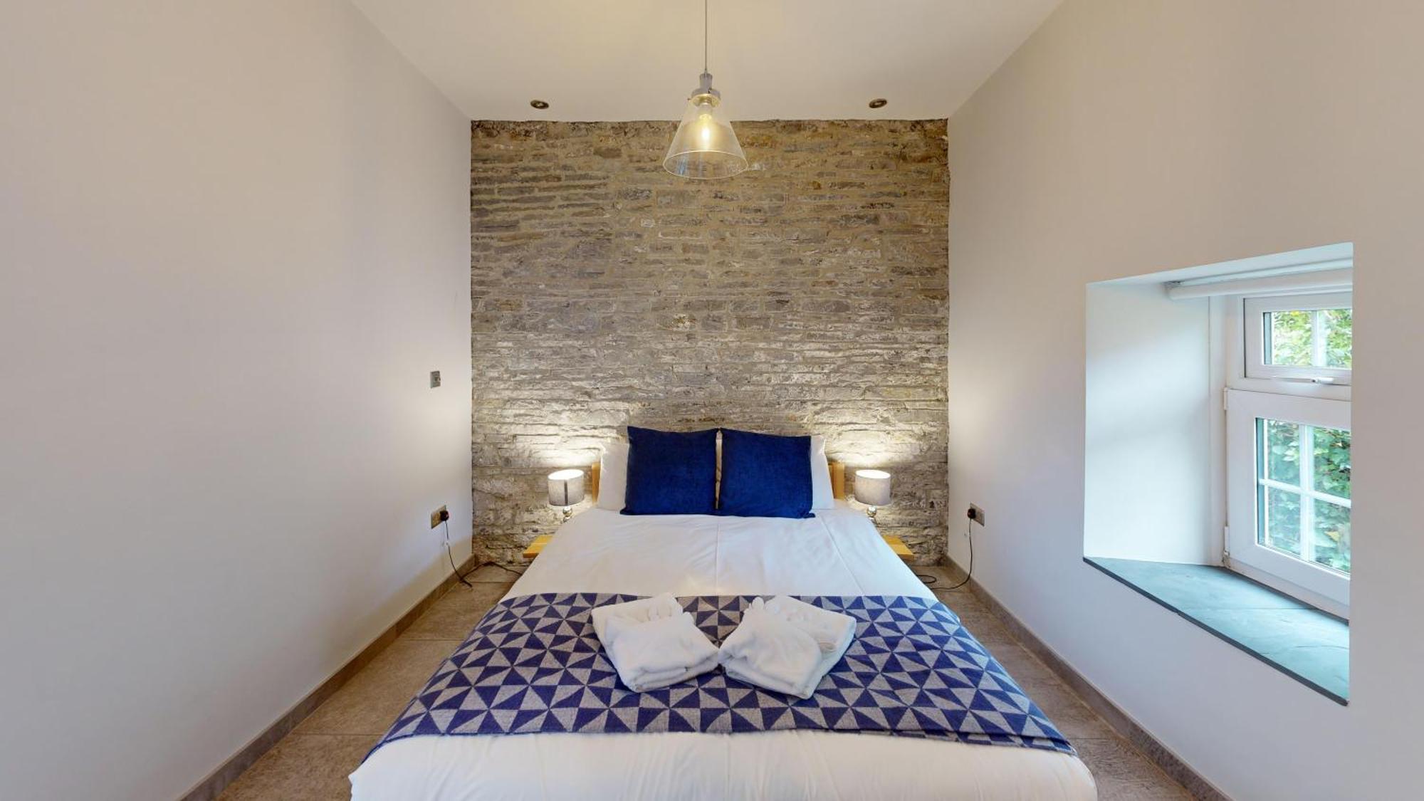 Swansea Valley Holiday Cottages Cilybebyll Экстерьер фото